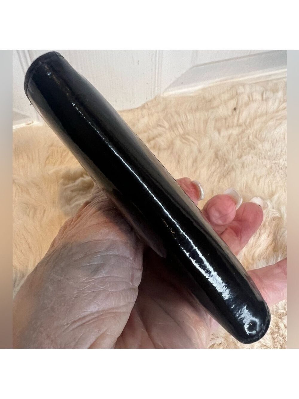 ❤️CHANEL BLACK PATENT LEATHER 6 RING KEYHOLDER WITH LOGO - Picture 10 of 16